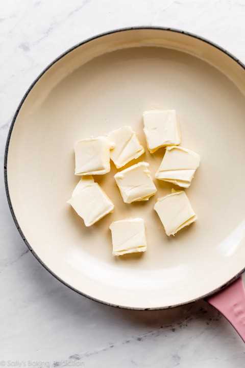 mantequilla en sartén