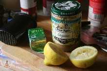 ¡Una mantequilla de nuez, jugo de limón y aceite de oliva (sin foto)!