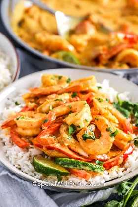 Easy Shrimp Curry {¡Cremoso y delicioso!}