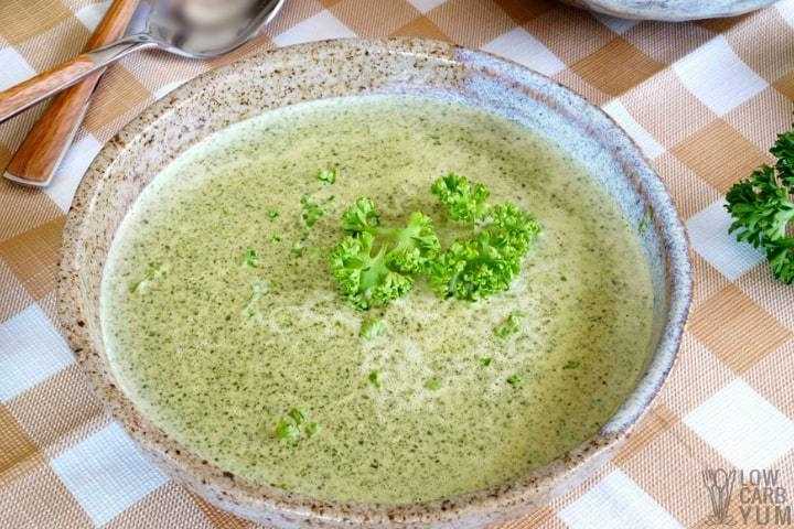 Bowl of palak soup