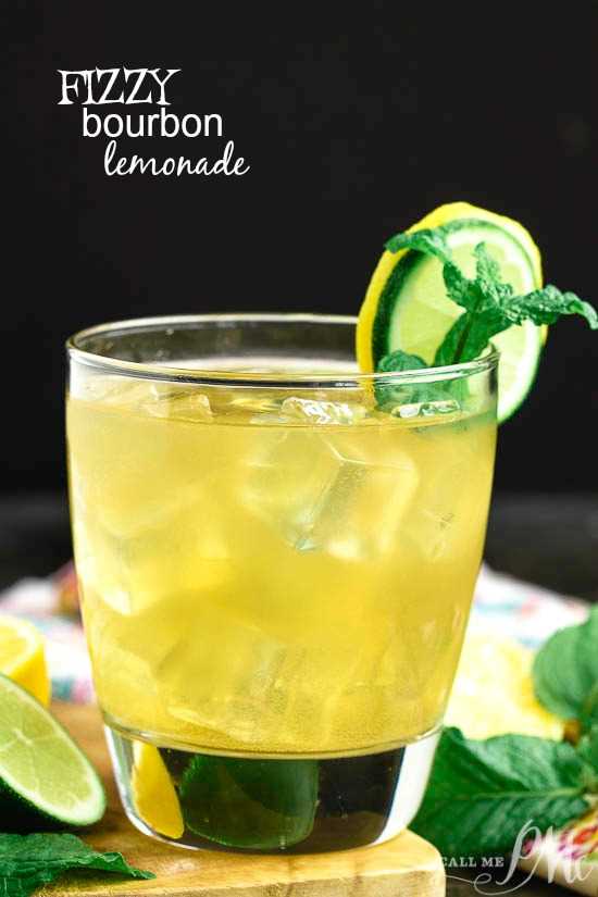 Fizzy Bourbon Lemonade Recipe, for bourbon lovers, this sip will keep you cool during the hot summer! #cocktail #recipe #bourbon