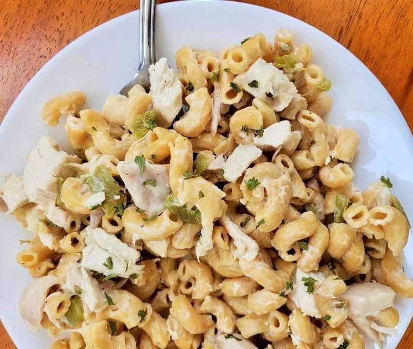 Instant Pot Green Chile y Chicken Mac and Cheese