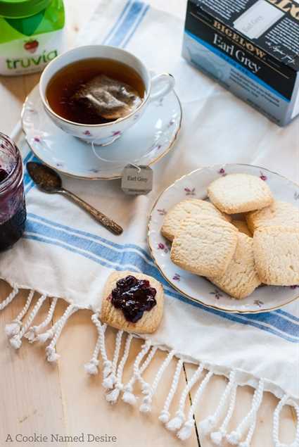 A rich afternoon tea made lighter with Truvia and Bigelow Tea #SweetWarmUp #Ad